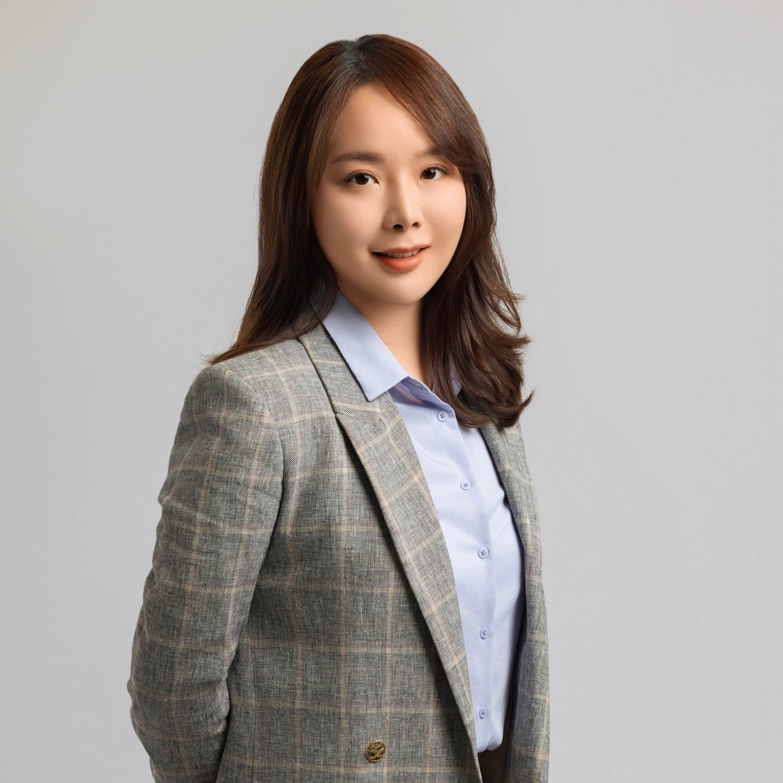 Vicky Huang - BluePeak Mortgage